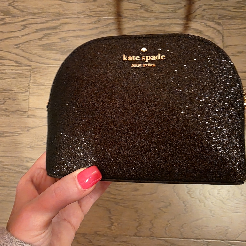 Kate Spade Tote - Picture 6 of 8